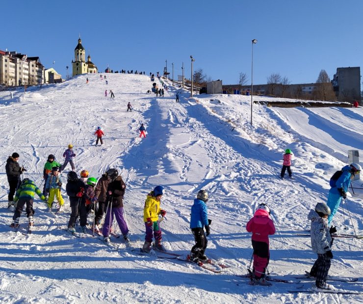 Працюємо з 10 до 22 кожен день без вихідних